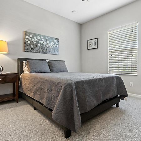 Beautiful Cape Coral Oasis! King Bed, Bbq, Heated Pool, Pvt Yard & Much More! Luaran gambar
