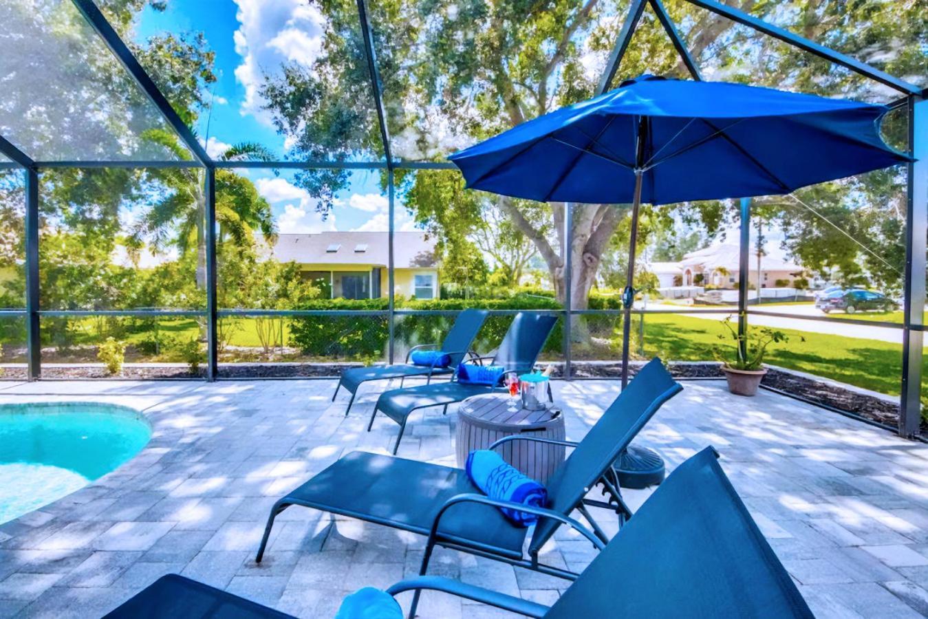 Beautiful Cape Coral Oasis! King Bed, Bbq, Heated Pool, Pvt Yard & Much More! Luaran gambar